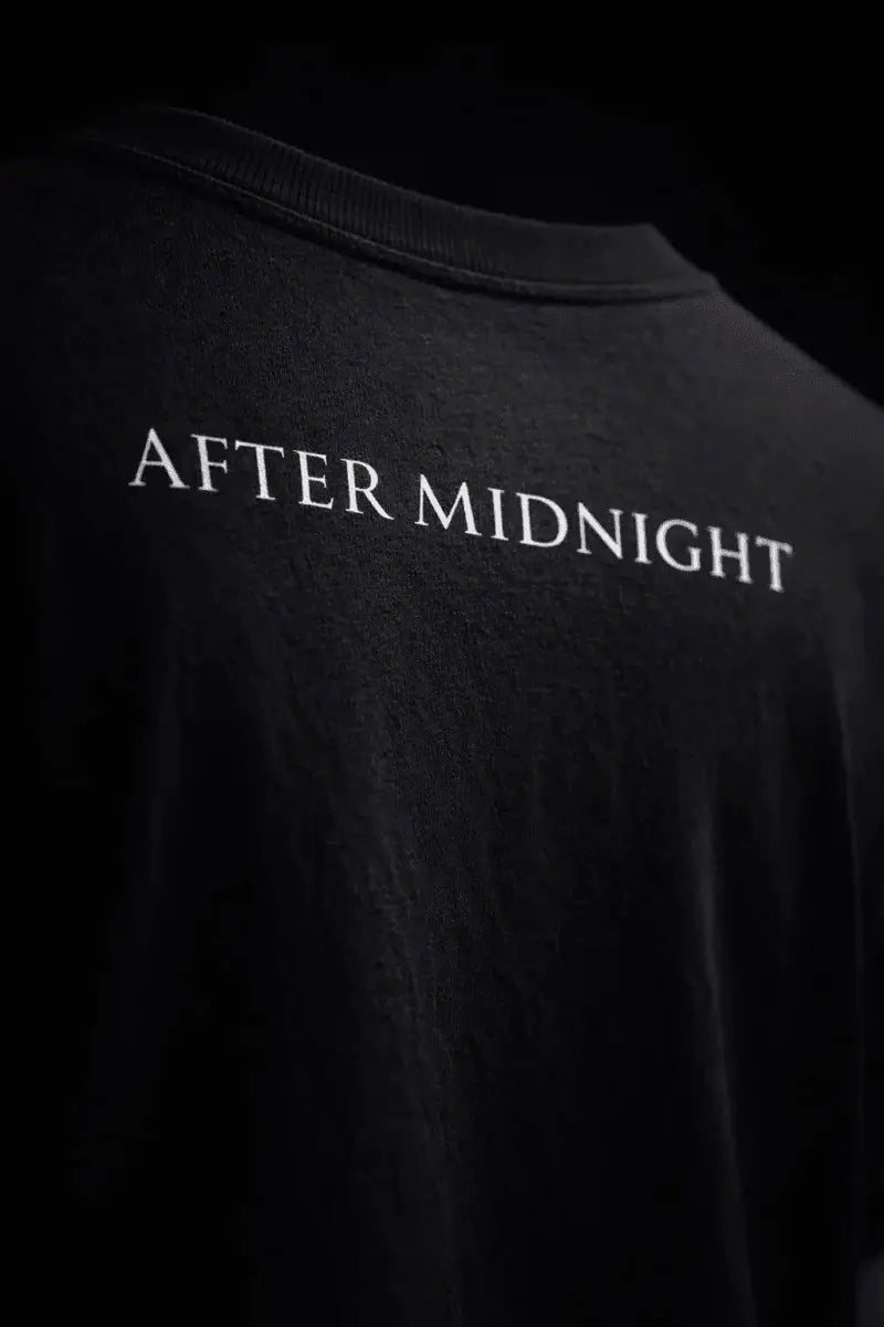 after-midnight-fitted-t-shirt-7381890 - Noctum Muse