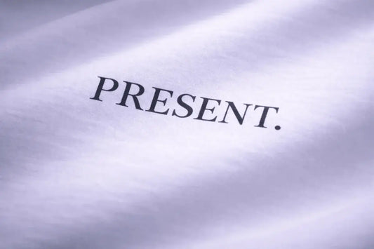 present-hoodie-1852188 - Noctum Muse